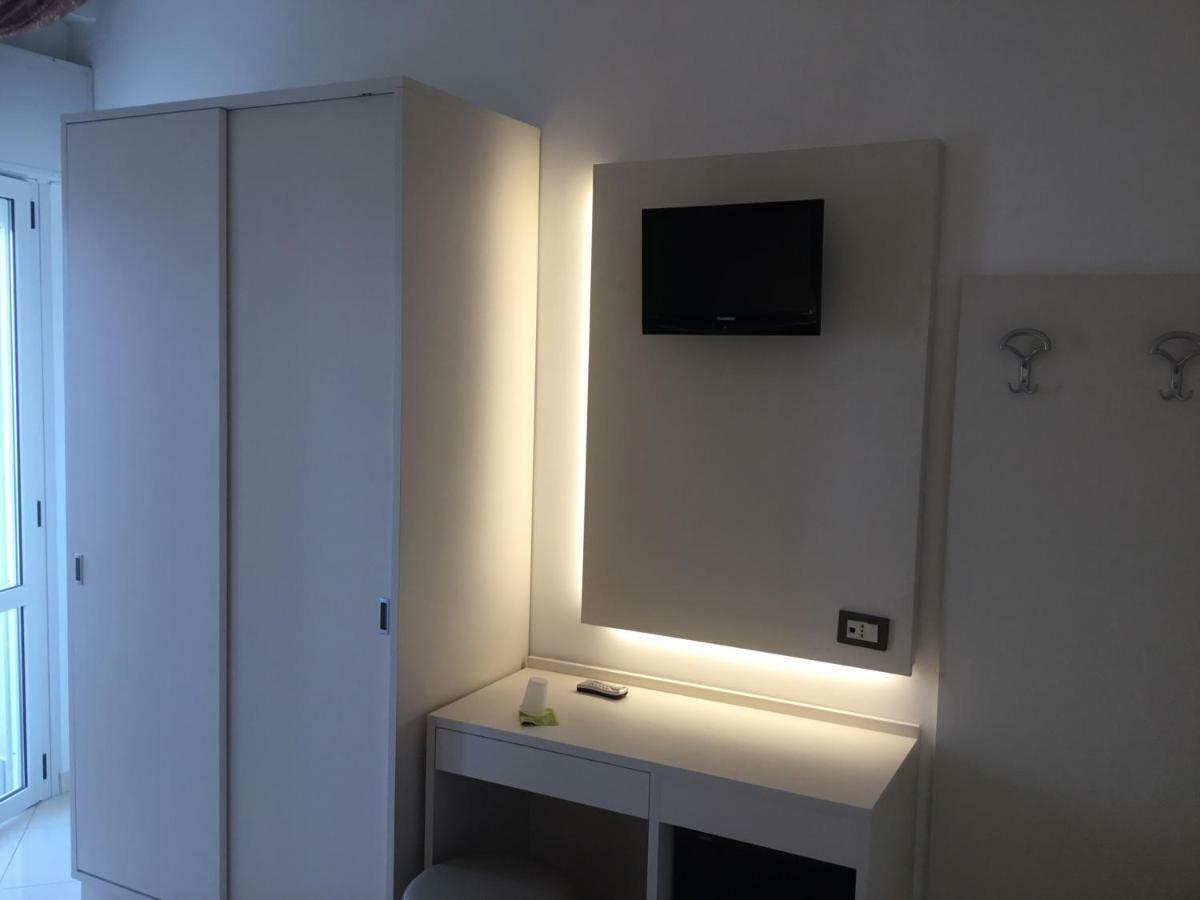Hotel Metropol Sottomarina Zewnętrze zdjęcie
